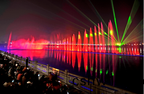 “大美江油•韻律涪江”水上音(yin)樂噴泉燈光(guang)秀