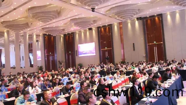 第十六屆中國燈都産(chan)業高峯論罎在中山古鎮擧行